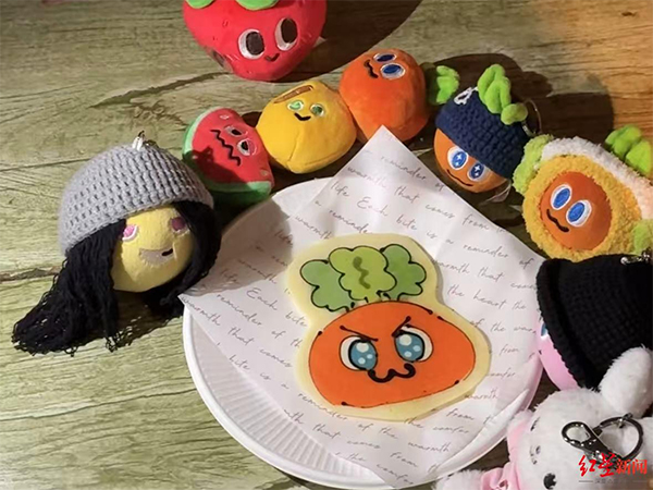 成都夜市卡通煎饼摊火了！从美术老师到“画饼姐”，她如何用创意“摊”出别样人生_fororder_未标题-4