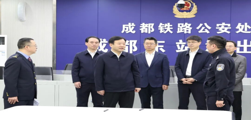 曹立军调研春节返程客流保障及进一步做好城市交通治堵工作