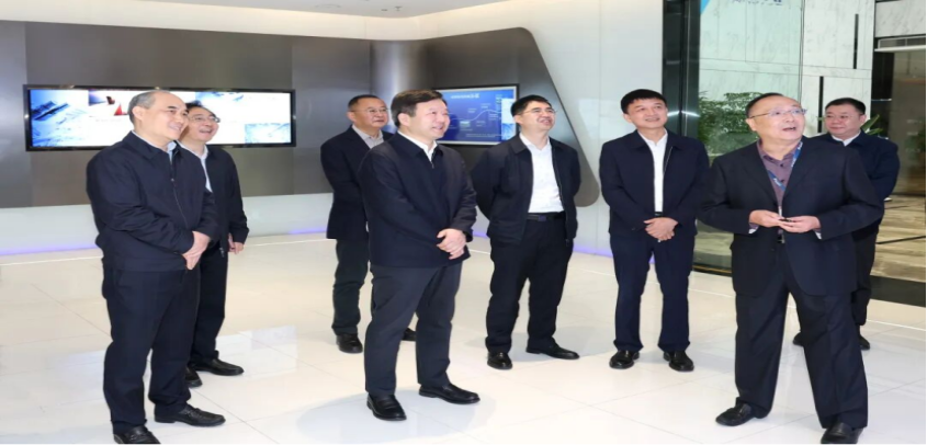 市委书记曹立军调研温江区经济社会发展情况