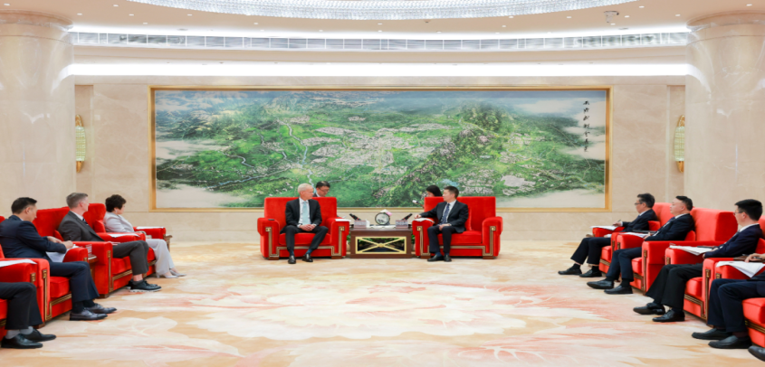 陈书平会见美国安利公司全球总裁兼首席执行官迈克尔·尼尔森一行