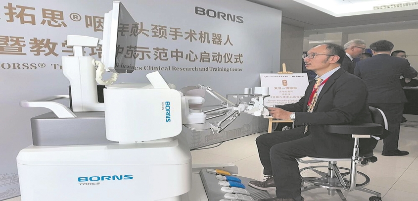 “成都造”手术机器人布局全球生态